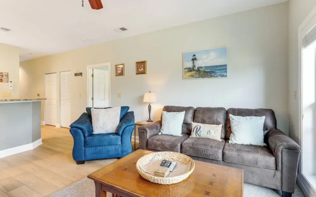 ~ 6 Mi to Ocean w/ Pool & Golf: Myrtle Beach Condo