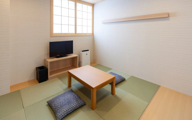 Y's Cabin & Hotel Naha Kokusai Dori