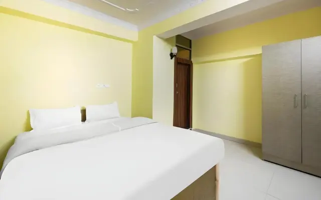 Pop 89428 Oyo Flagship Moon Light Hotel