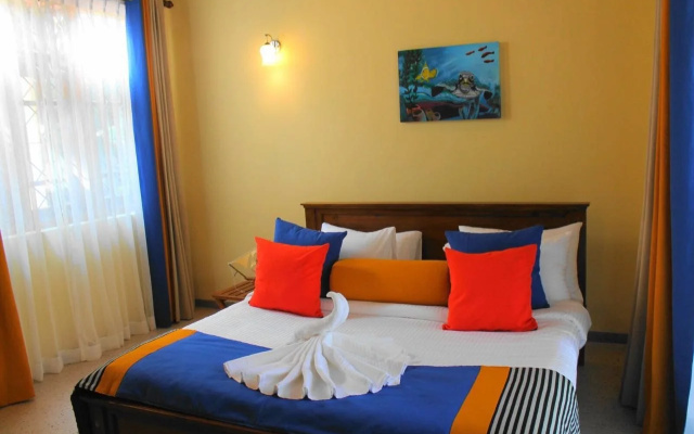 Mahakumara White House Hotel