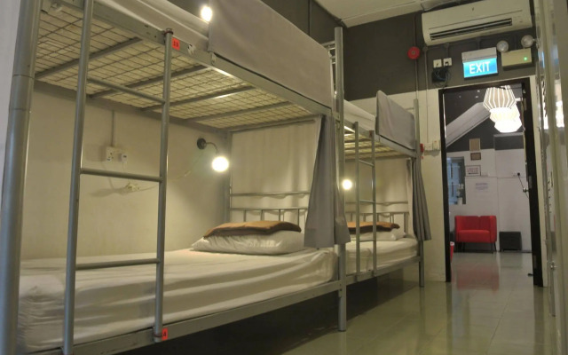Royal Hostel Singapore