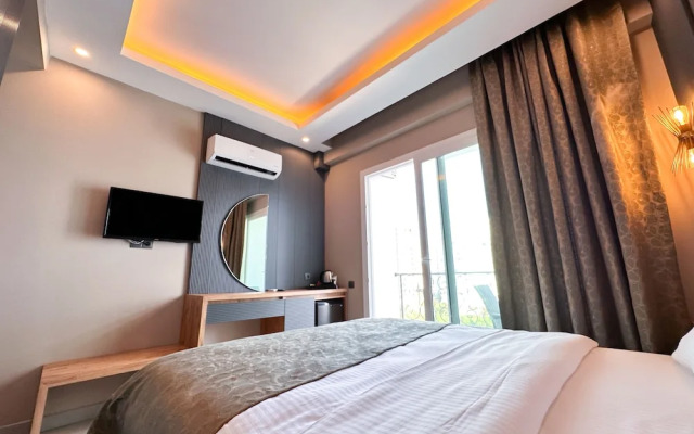 Teker Luxury Hotel