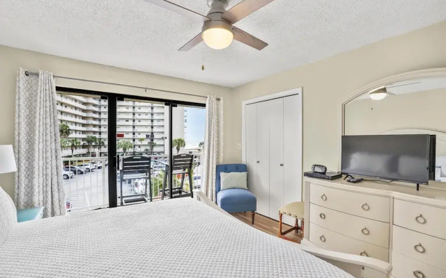 Seaside Beach & Racquet 2303