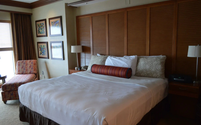 Isle Casino Hotel - Waterloo - A Caesars Rewards Destination