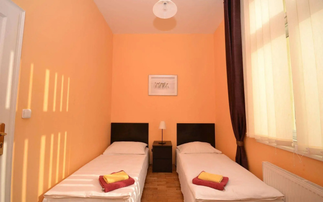 Melantrich Apartments