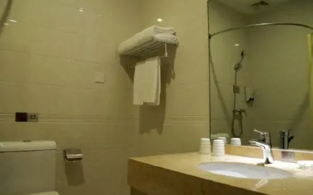Dongying Lijin Madison Hotel