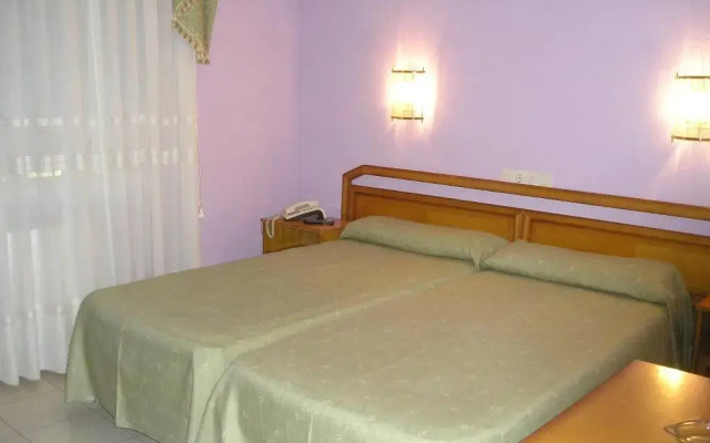 Hostal Restaurante Carolina
