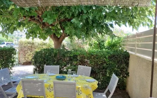 Charmante maison Leucate avec garage, accès direct à la plage