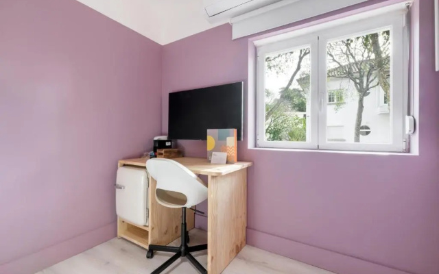 Rainbow Suites by Olala Homes