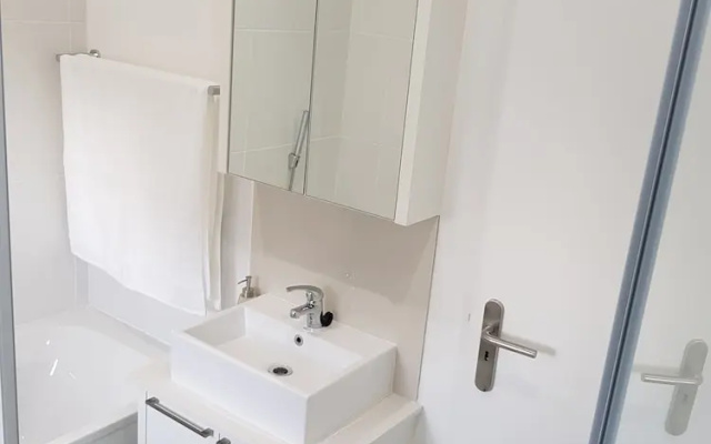 Nova Luxury Suites Saratoga 112