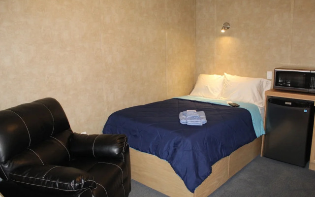 Target Hospitality - Carlsbad Lodge