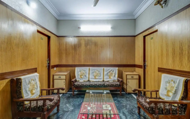 Itsy Hotels Shree Comforts