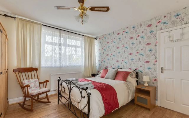 NEW Cosy 3BD House with Garden Heart of Sandwich