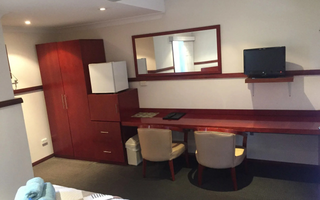 Across Country Motor Inn Dubbo