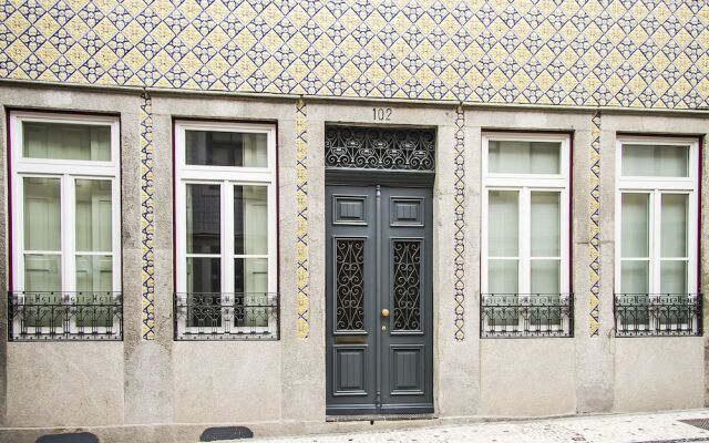 Апартаменты Liiiving in Porto - Art & Heart Studio вид на фасад