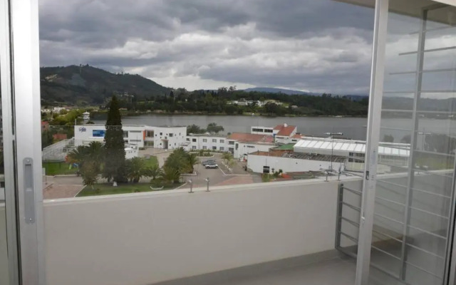 Hermoso apartamento en Paipa con vista al lago Sochagota.