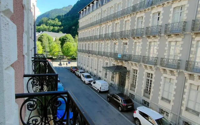 Appartement Cauterets, 3 pièces, 6 personnes - FR-1-234-279
