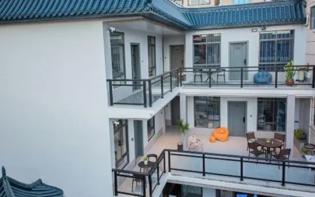 Hostels are also available in Meizhou Island
