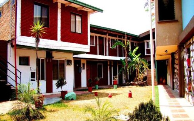 Apart-Hotel River View in Tegucigalpa, Honduras from 237$, photos, reviews - zenhotels.com hotel front