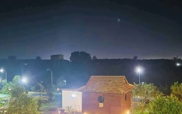Huong Sen Garden lodge