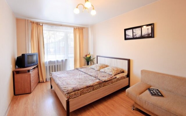 Apartment on Alliluyeva 12a-40 1