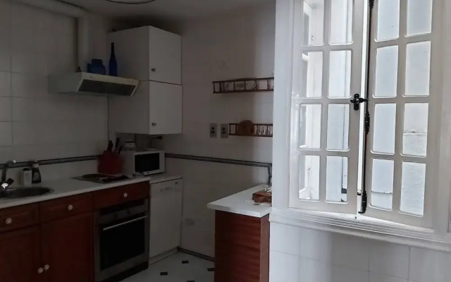 The Vertical House, With Terrace In Historical Centre
