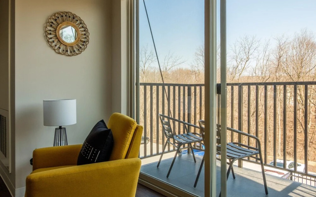 FRONTDESK Core Apts Campustown Ames