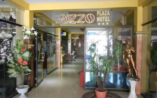 Rizzo Plaza Hotel