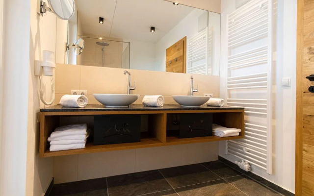 Modern Apartment With Shared Sauna in City of Mariapfarr