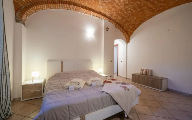 Alla Corte Di Angera