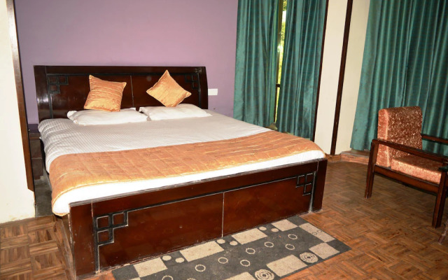 Fabhotel Burans Residency