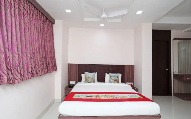 OYO 10607 Hotel Image Point