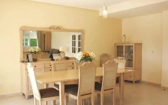 Villa Flores