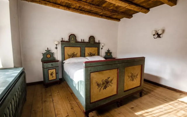 B&B Rossodisera