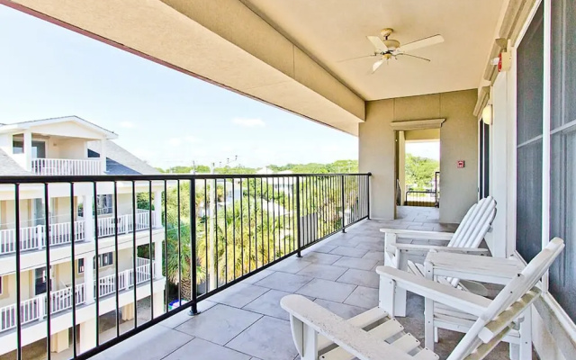 Silver Seas 301 by Tybee Vacation Rentals