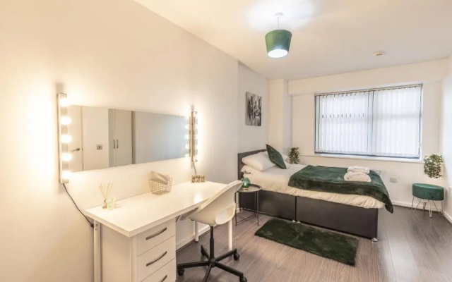 Modern 3 bed Apartment