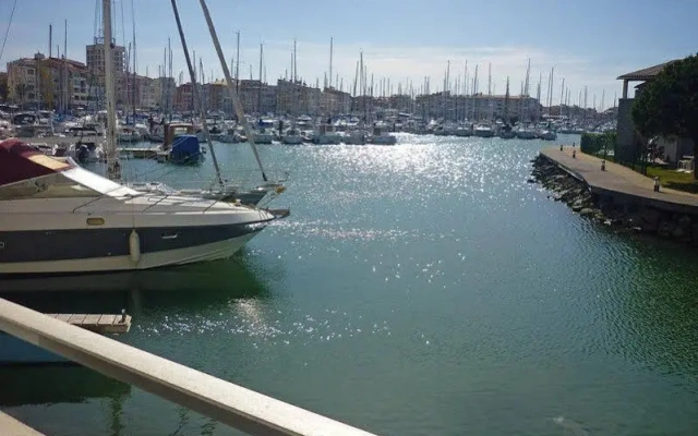 Port Brescou II