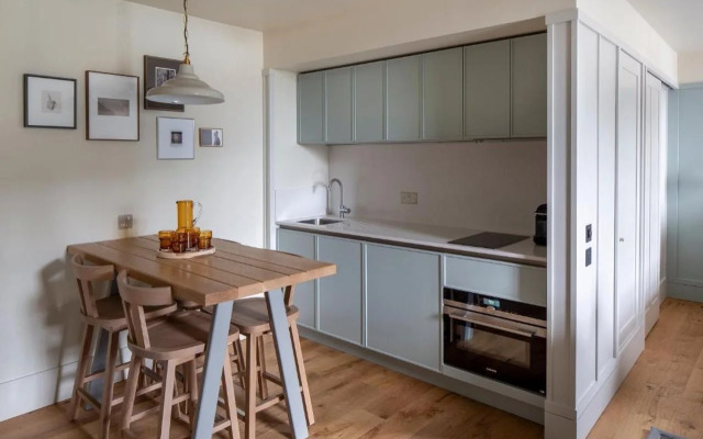 Abbey Strand Apartments at Holyrood
