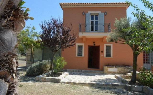 Alekos Beach Houses - Natura Verde