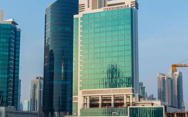 Steigenberger Hotel Business Bay, Dubai вид на фасад