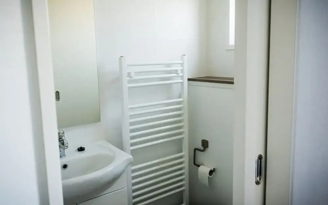 Atmospheric Chalet With Dishwasher