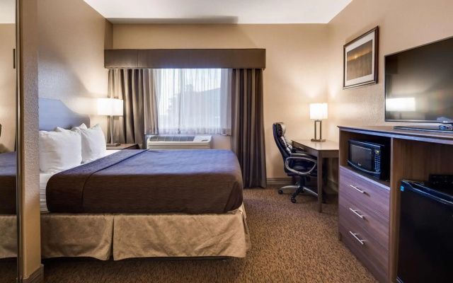 Best Western El-Quartelejo Inn & Suites