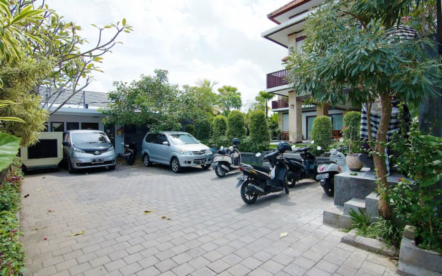 ZEN Rooms Batu Bolong Canggu