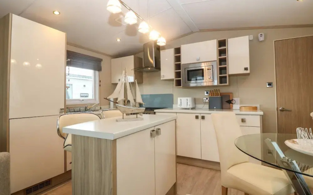 Seafront Holiday Home 2