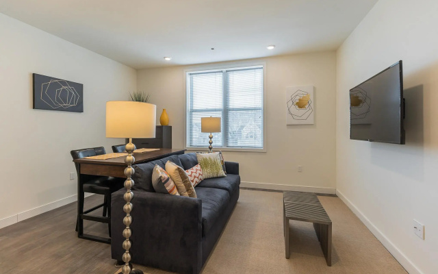 Pine Suite - 309