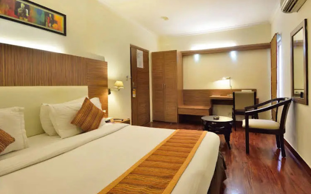 Majestic-2, Hotel Crossroads