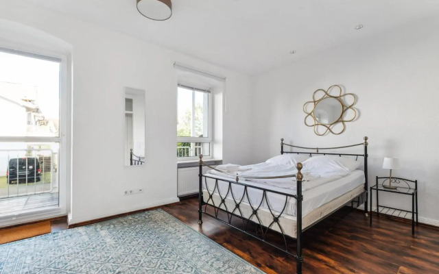 Bright 3-room apartment near Prenzlauer Berg