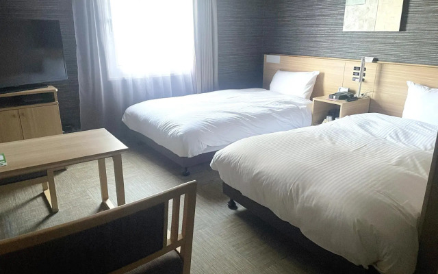 Hotel Route Inn Sakurai Ekimae