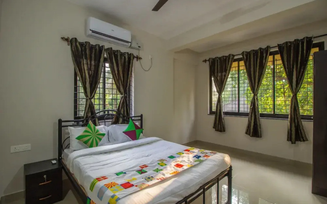 Oyo 11349 Home Sunny 2Bhk Siolim