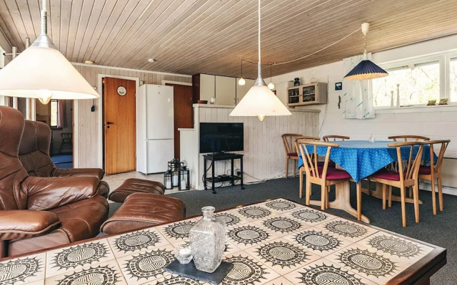 8 Person Holiday Home in Spottrup-by Traum